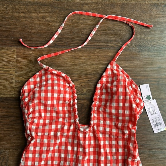 NWT Wild Fable Red & White Checkered One Piece | Retro | Swimsuit | Bathing Suit - Picture 2 of 10